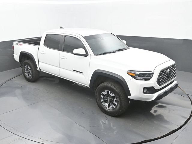 Used 2023 Toyota Tacoma TRD Off-Road w/ Black Out Package (TMS) AWD/4WD image 26