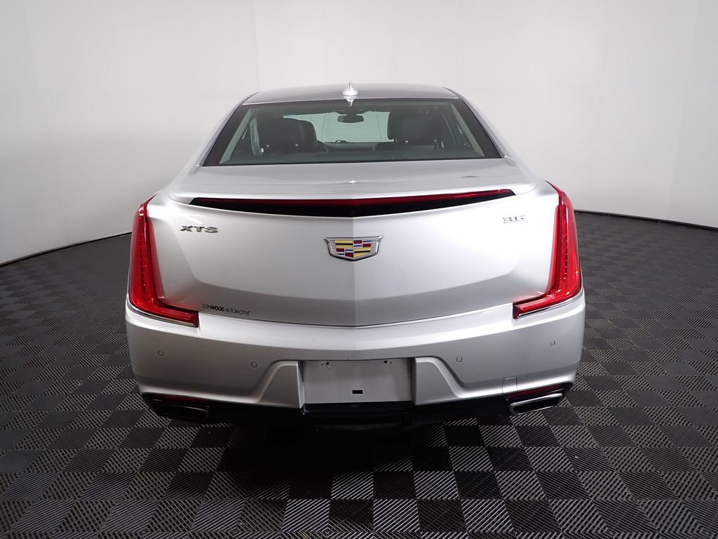 Used 2019 Cadillac XTS Luxury FWD image 15