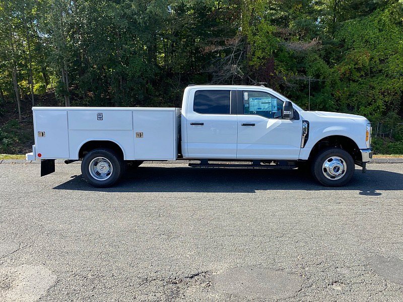 New 2026 Ford F350 XL w/ XL Chrome Package image 5