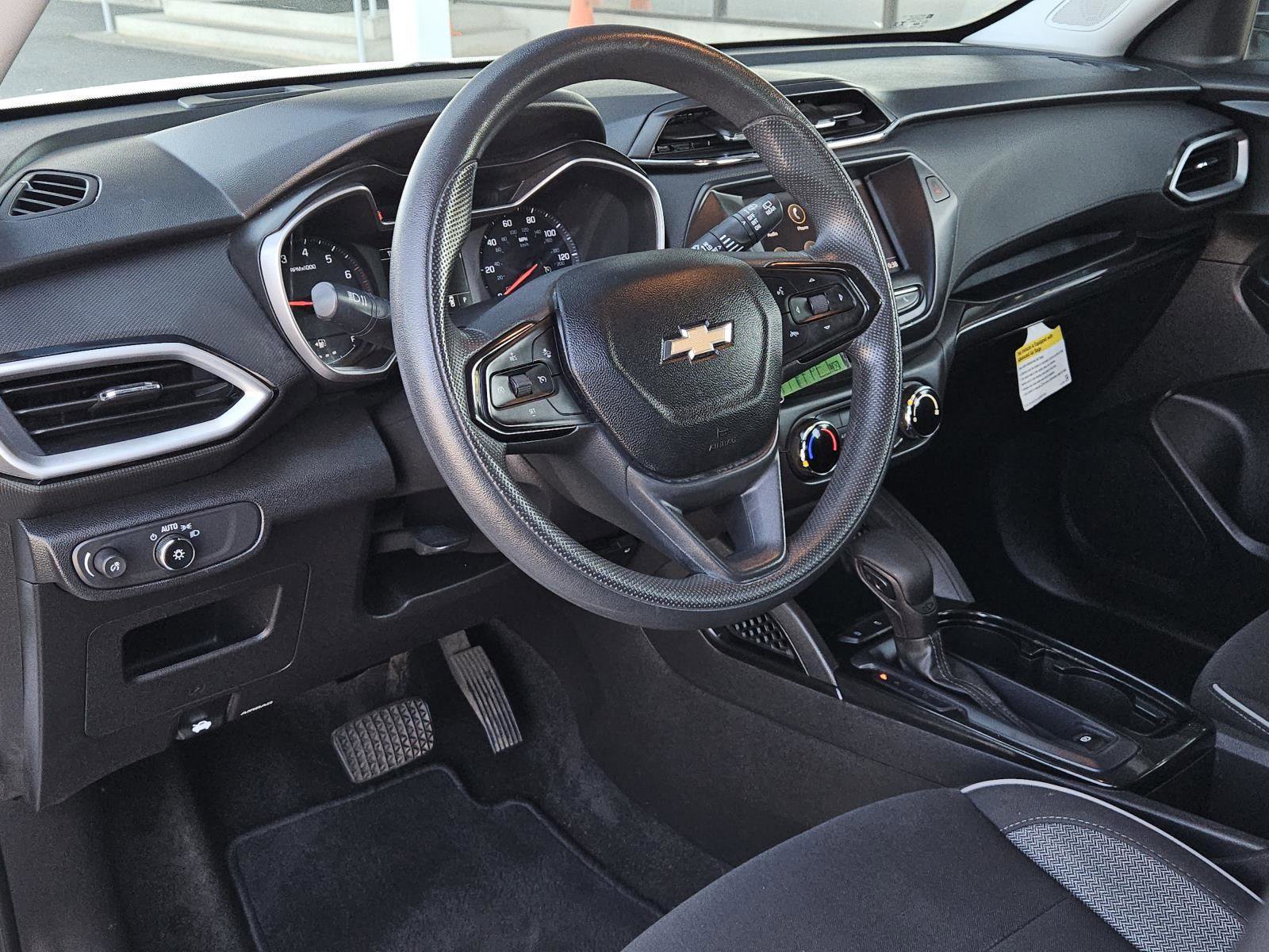 Used 2022 Chevrolet TrailBlazer LS image 21