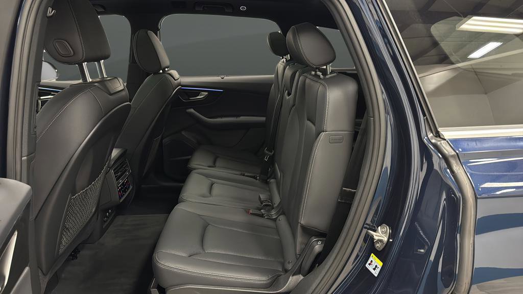 Used 2025 Audi Q7 3.0T Premium Plus w/ Premium Plus Package image 13