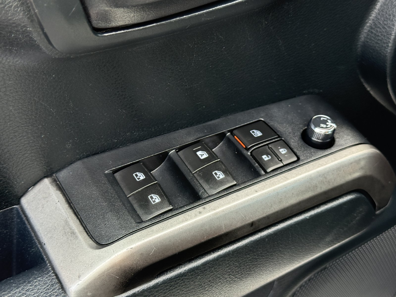 Used 2017 Toyota Tacoma SR5 RWD image 23