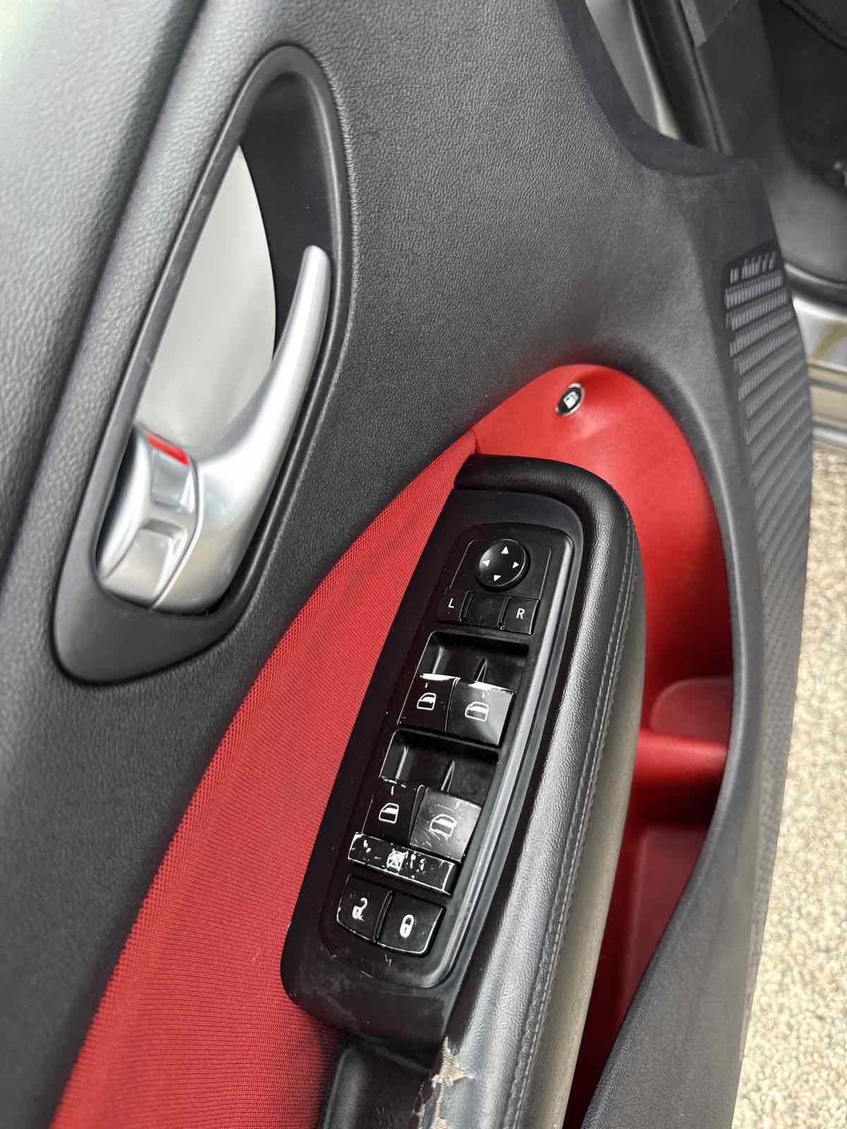 Used 2013 Dodge Dart SXT w/ Popular Equipment Group FWD image 6