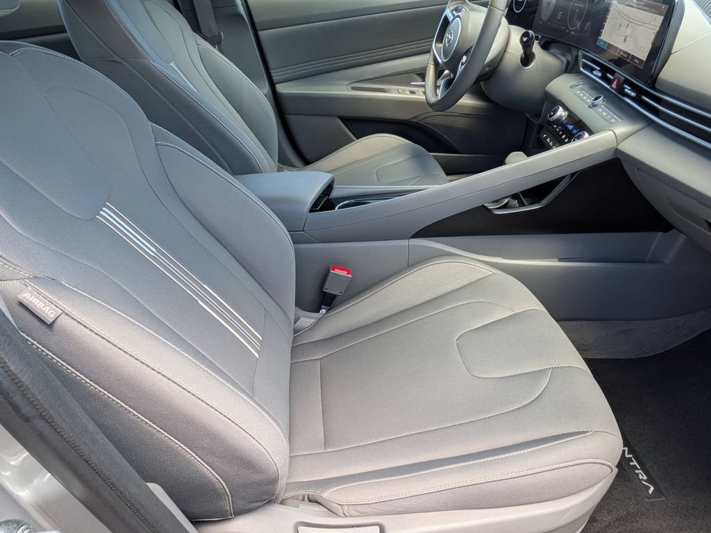 Certified 2023 Hyundai Elantra SEL w/ Convenience Package FWD image 29