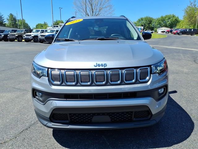 Certified 2022 Jeep Compass Latitude w/ Convenience Group FWD image 2