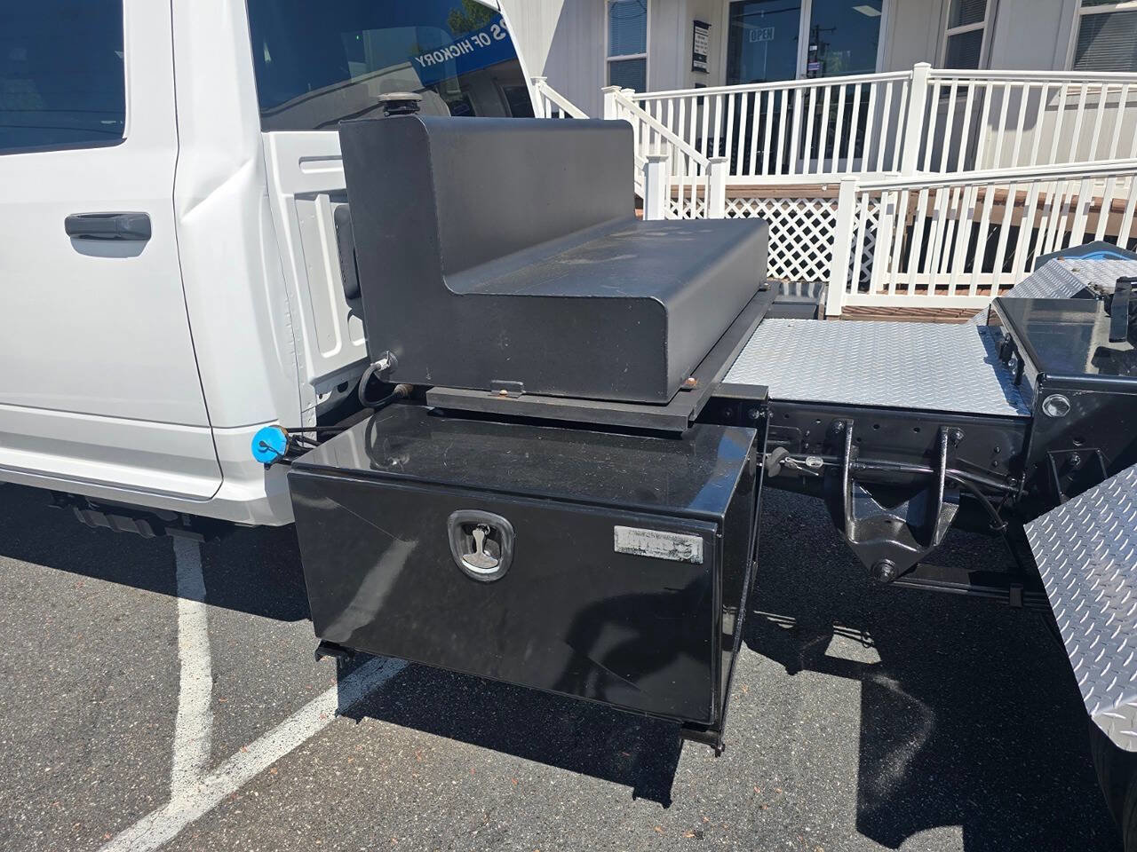 Used 2021 RAM 4500 Tradesman w/ Chrome Appearance Group AWD/4WD image 4