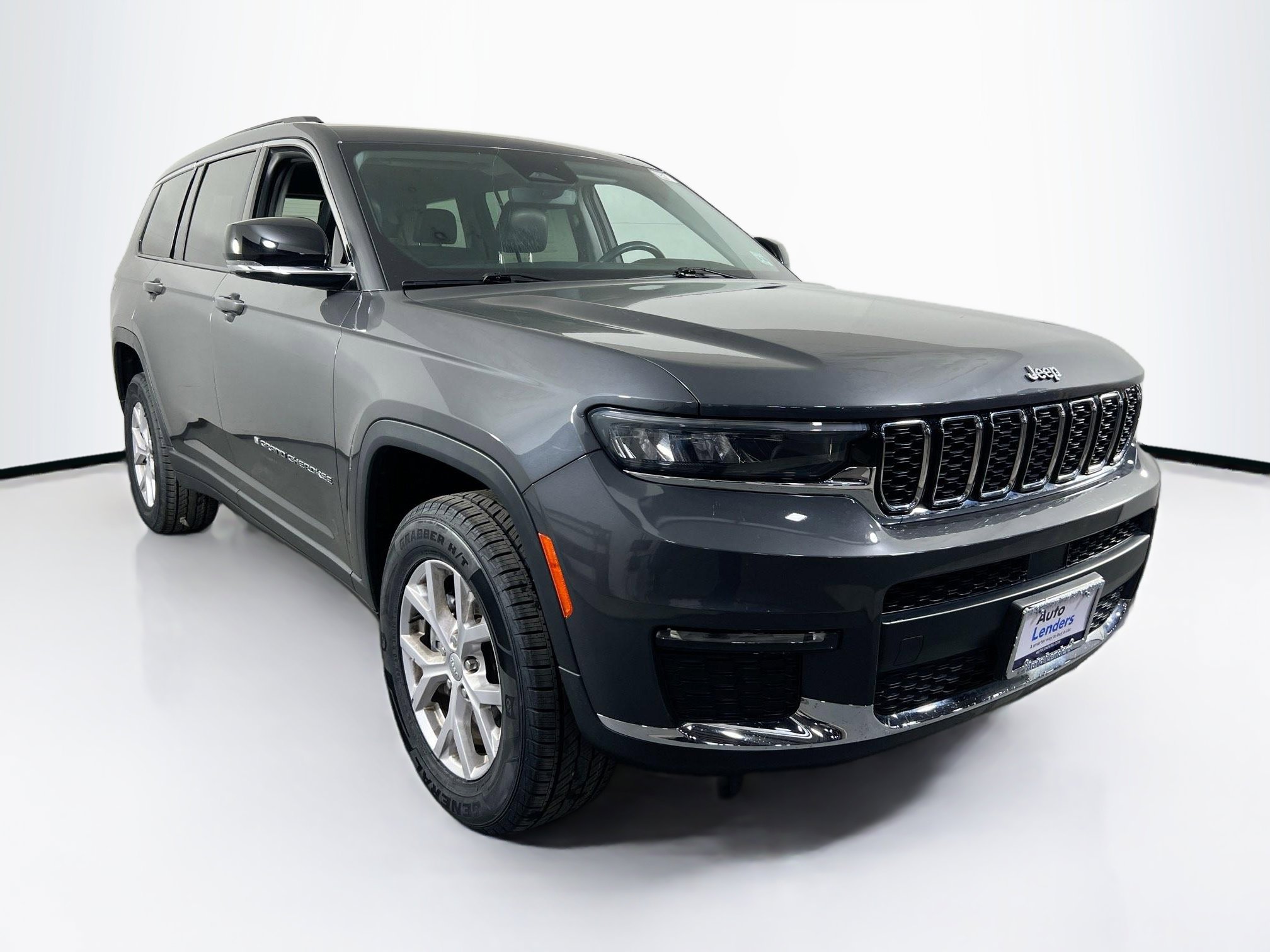 Used 2021 Jeep Grand Cherokee L Limited AWD/4WD image 3