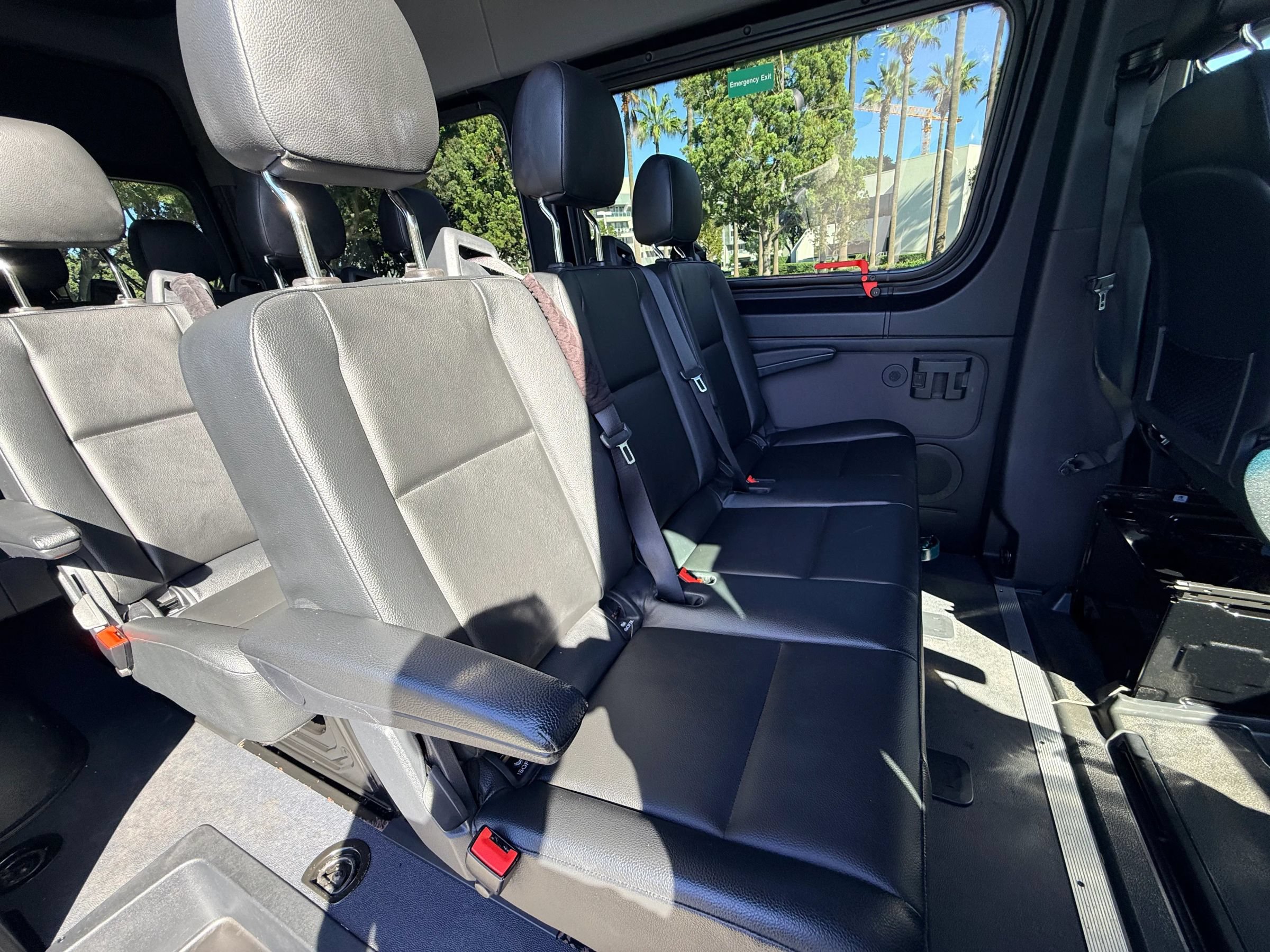 Used 2023 Mercedes-Benz Sprinter 2500 image 21