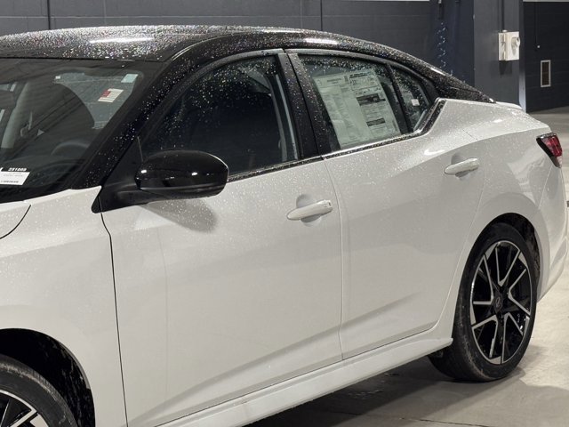 New 2025 Nissan Sentra SR image 34