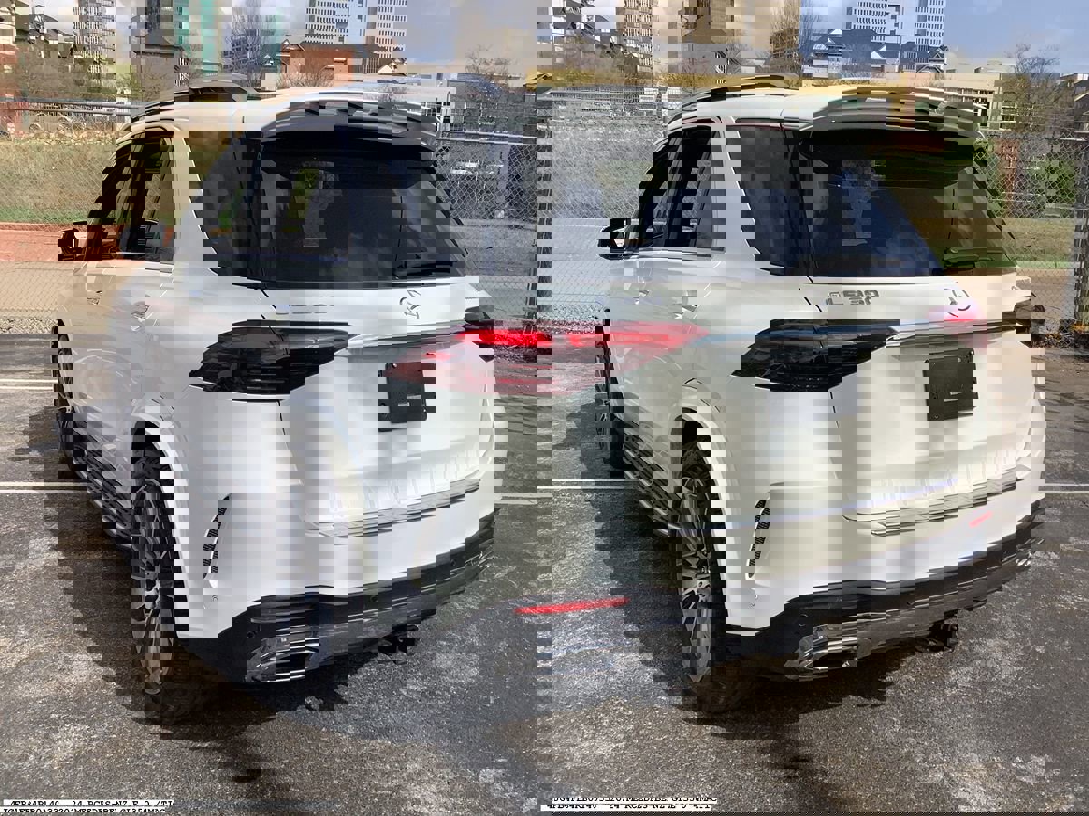 Used 2024 Mercedes-Benz GLE 350 4MATIC image 5