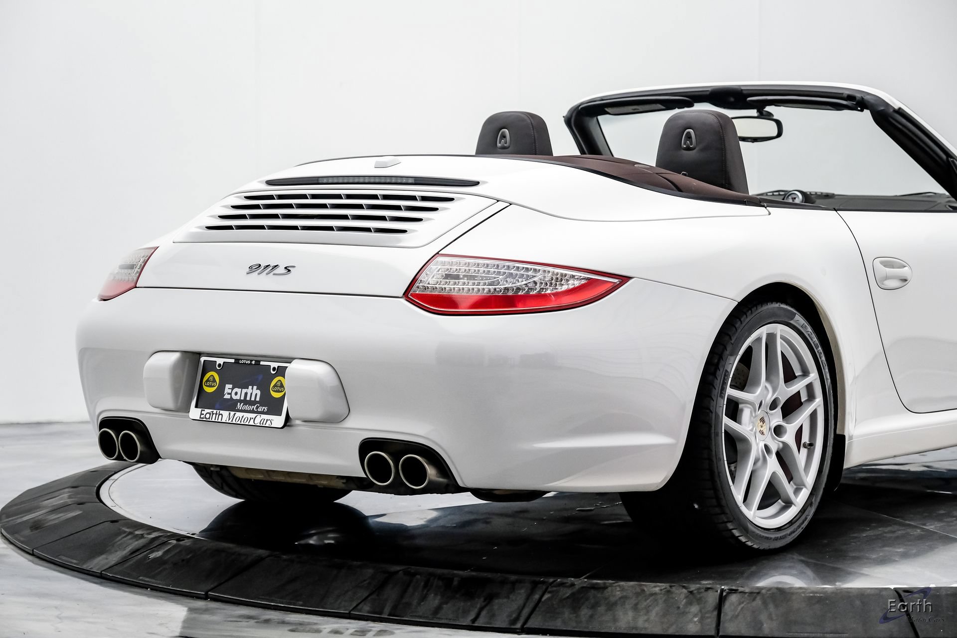 Used 2011 Porsche 911 Carrera S RWD image 23