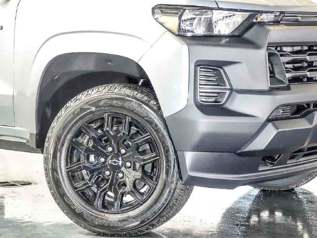 New 2026 Chevrolet Colorado W/T w/ WT Custom Package AWD/4WD image 4