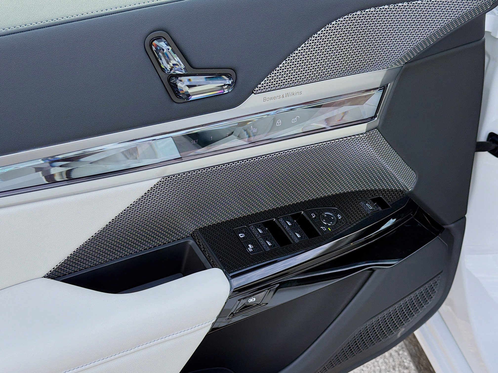 New 2026 BMW 760i xDrive w/ Executive Package image 23