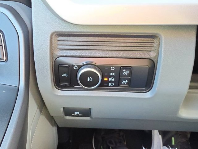 Used 2025 Ford F250 XLT AWD/4WD image 23
