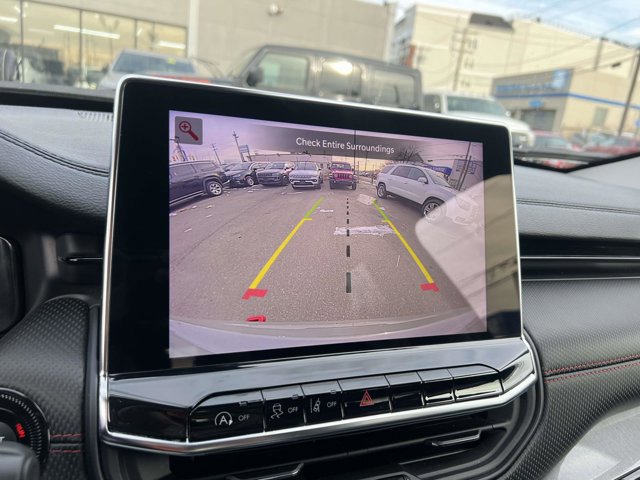 Certified 2022 Jeep Compass Trailhawk w/ Trailhawk Elite Group image 27