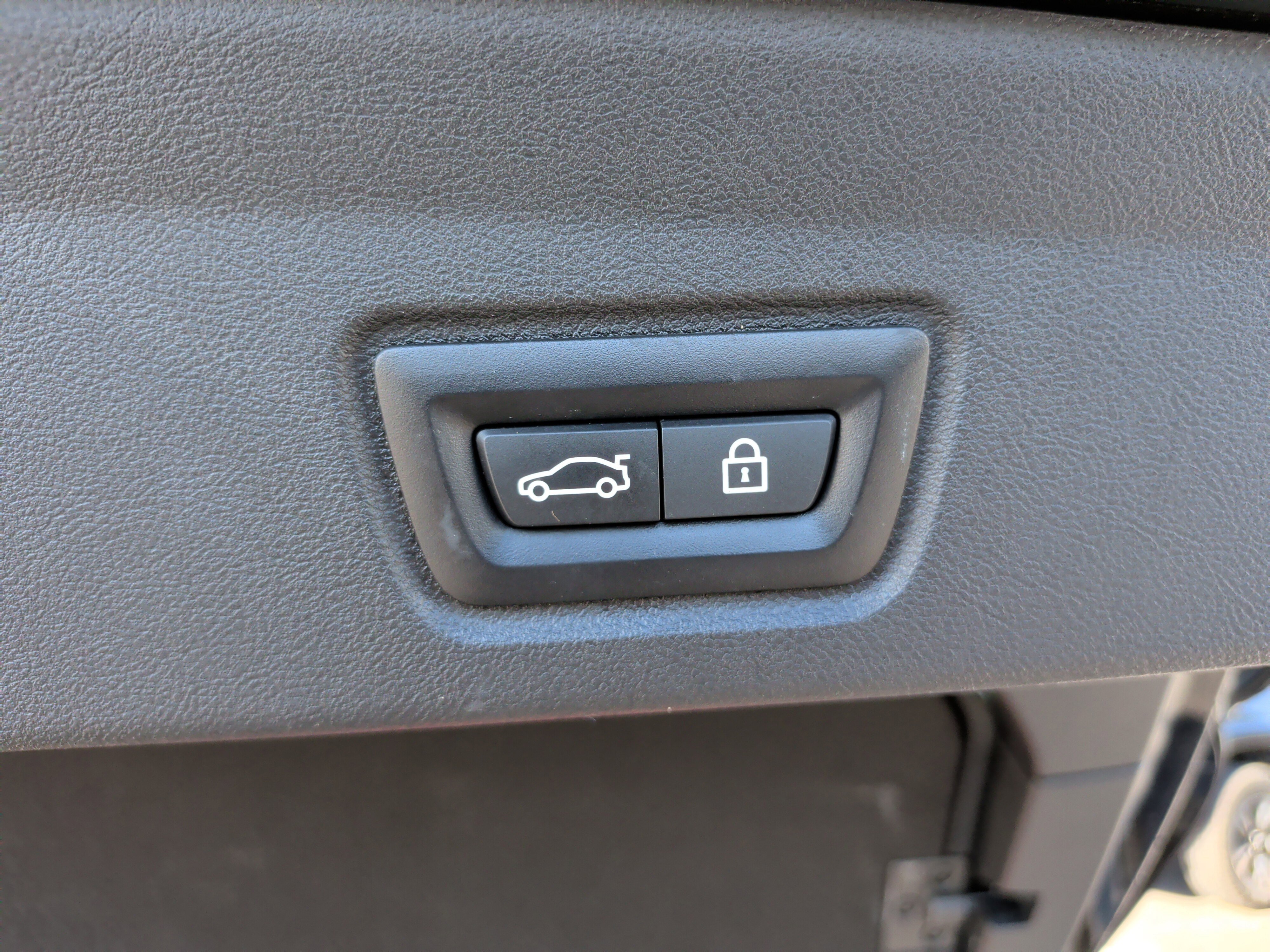 Certified 2023 BMW i4 eDrive35 w/ Premium Package image 40