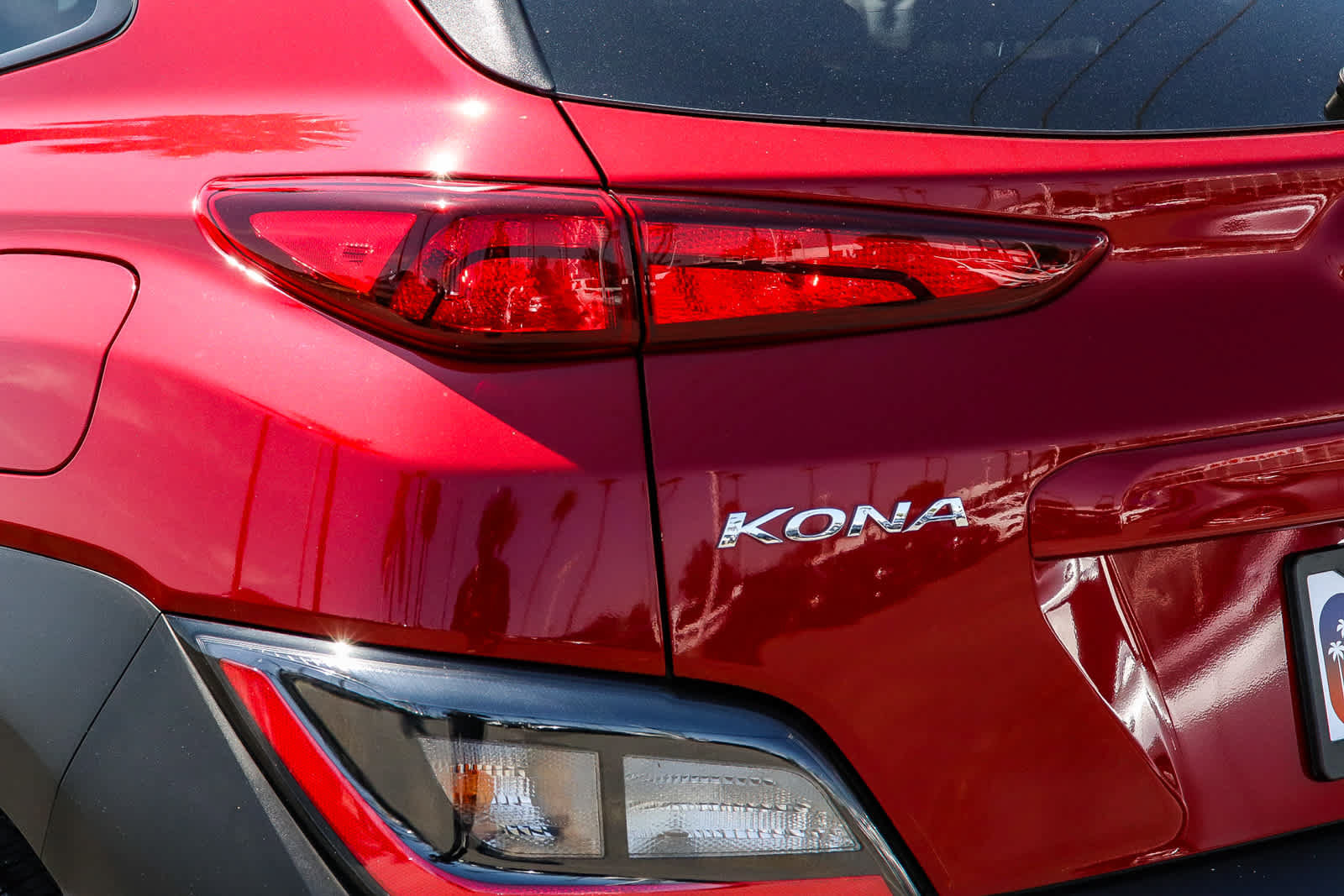 Used 2023 Hyundai Kona SEL w/ Cargo Package FWD image 11
