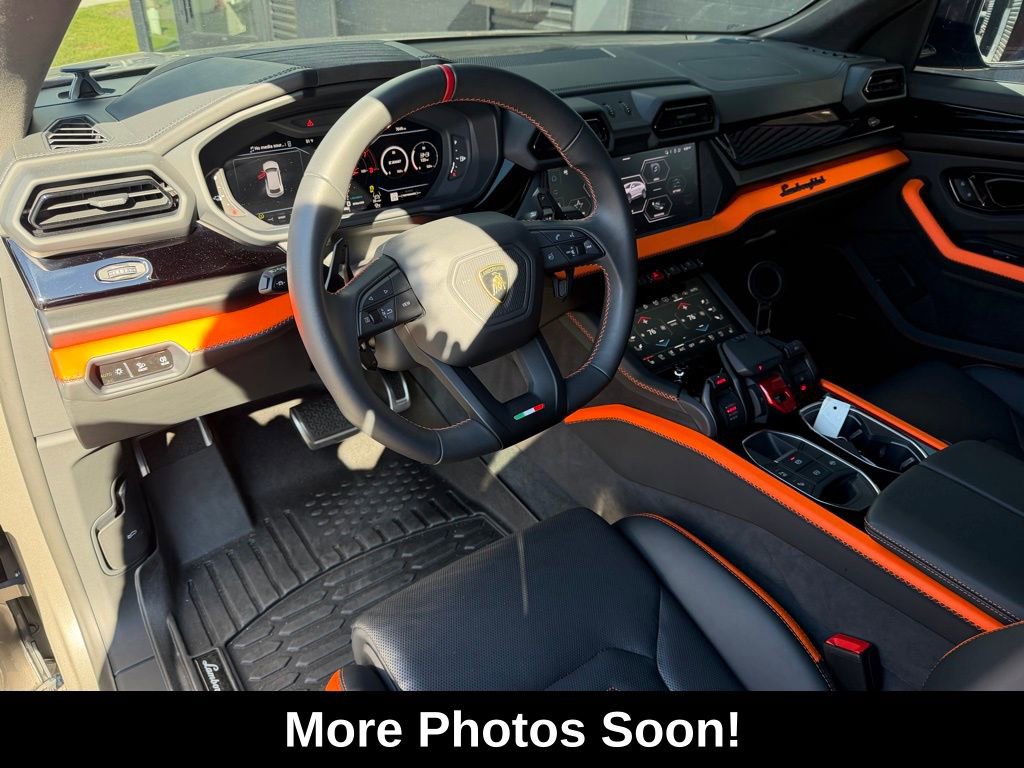Used 2025 Lamborghini Urus SE image 5