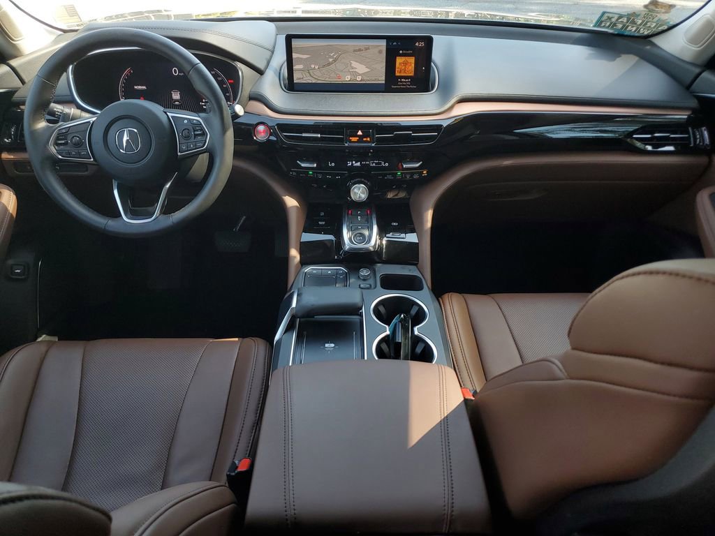 Certified 2024 Acura MDX SH-AWD w/ Technology Package image 18