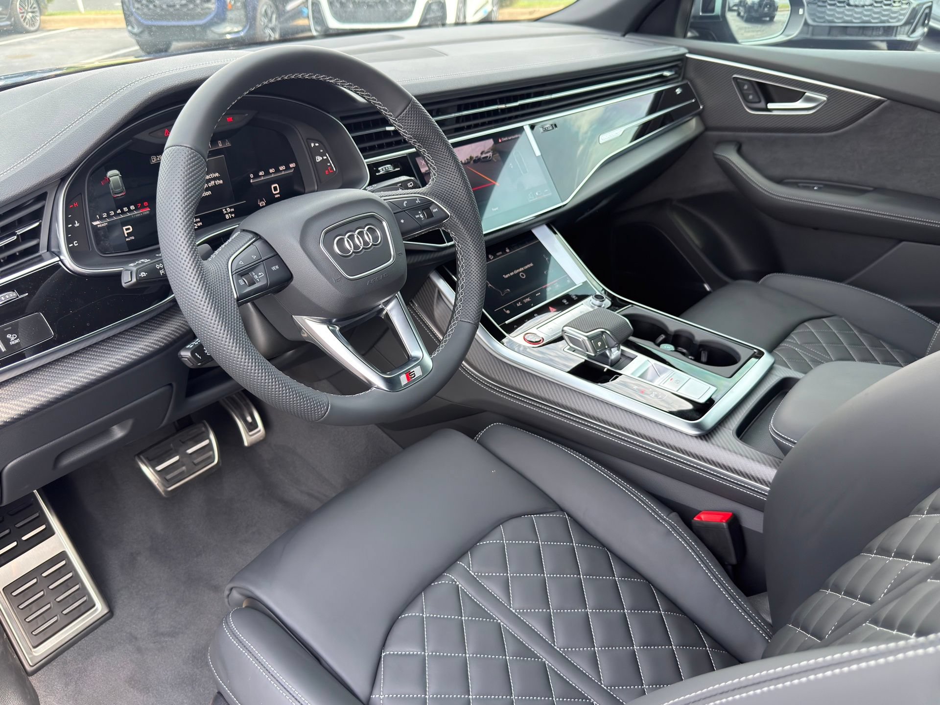 New 2026 Audi SQ8 Premium Plus AWD/4WD image 9