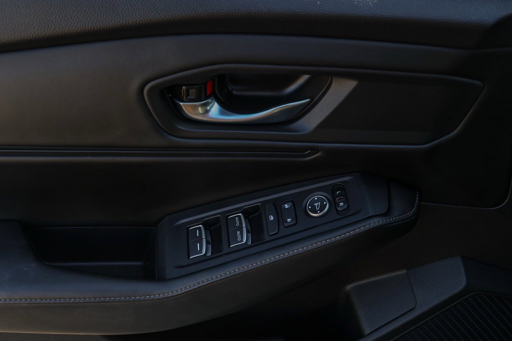 Used 2025 Honda Accord Sport image 24