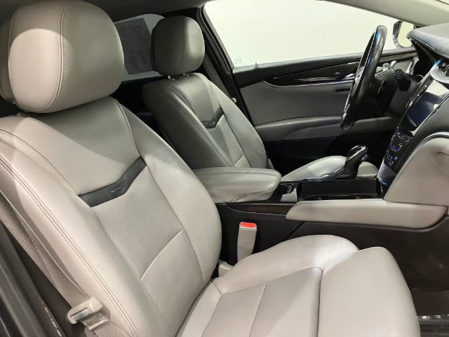 Used 2014 Cadillac XTS Luxury image 47