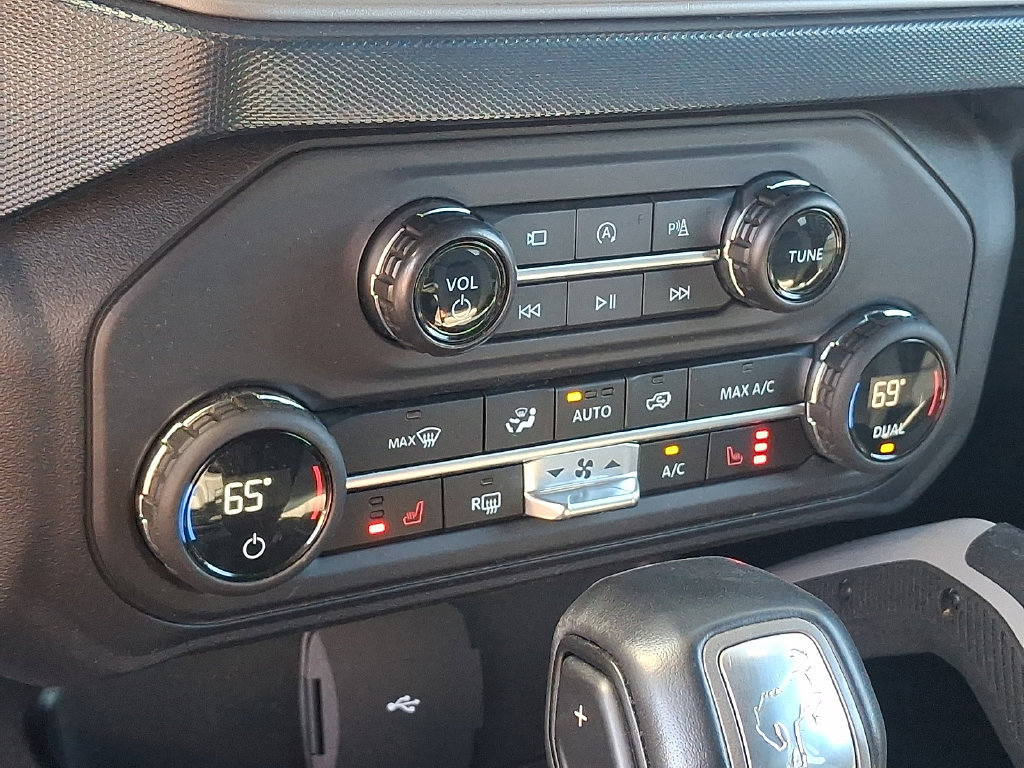 Used 2023 Ford Bronco Outer Banks AWD/4WD image 17