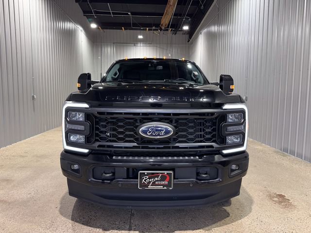 Used 2023 Ford F250 Lariat w/ Lariat Ultimate Package AWD/4WD image 8
