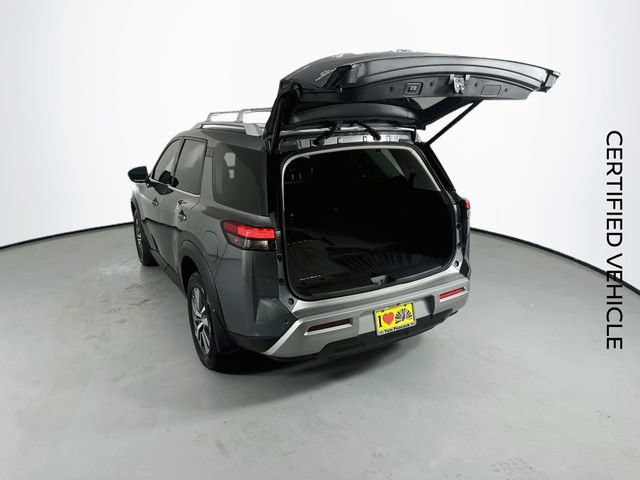 Certified 2025 Nissan Pathfinder SL AWD/4WD image 25