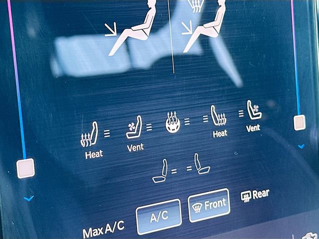 Used 2025 RAM 1500 Laramie image 21