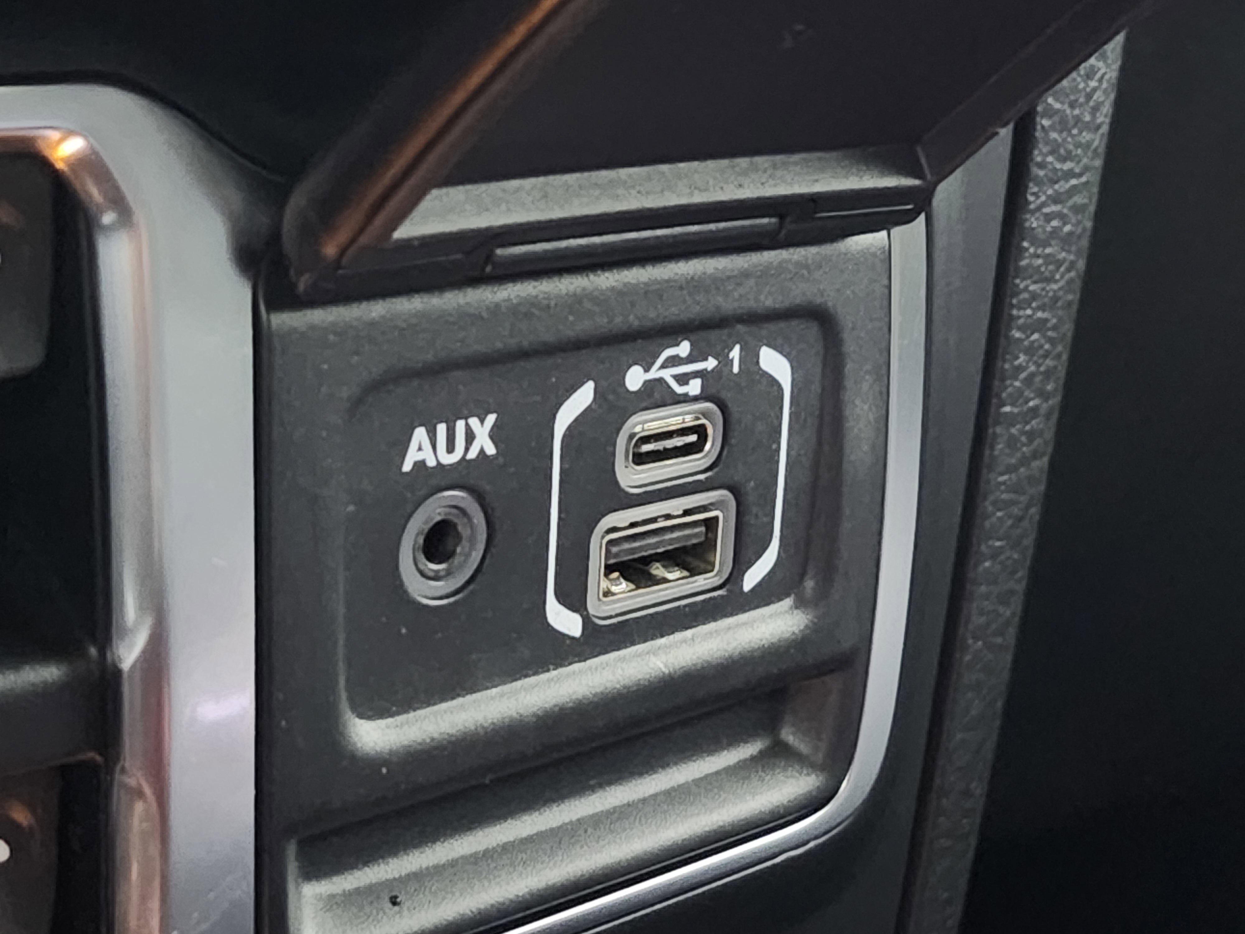 Used 2024 Jeep Wrangler Unlimited Rubicon 4xe w/ Safety Group image 29