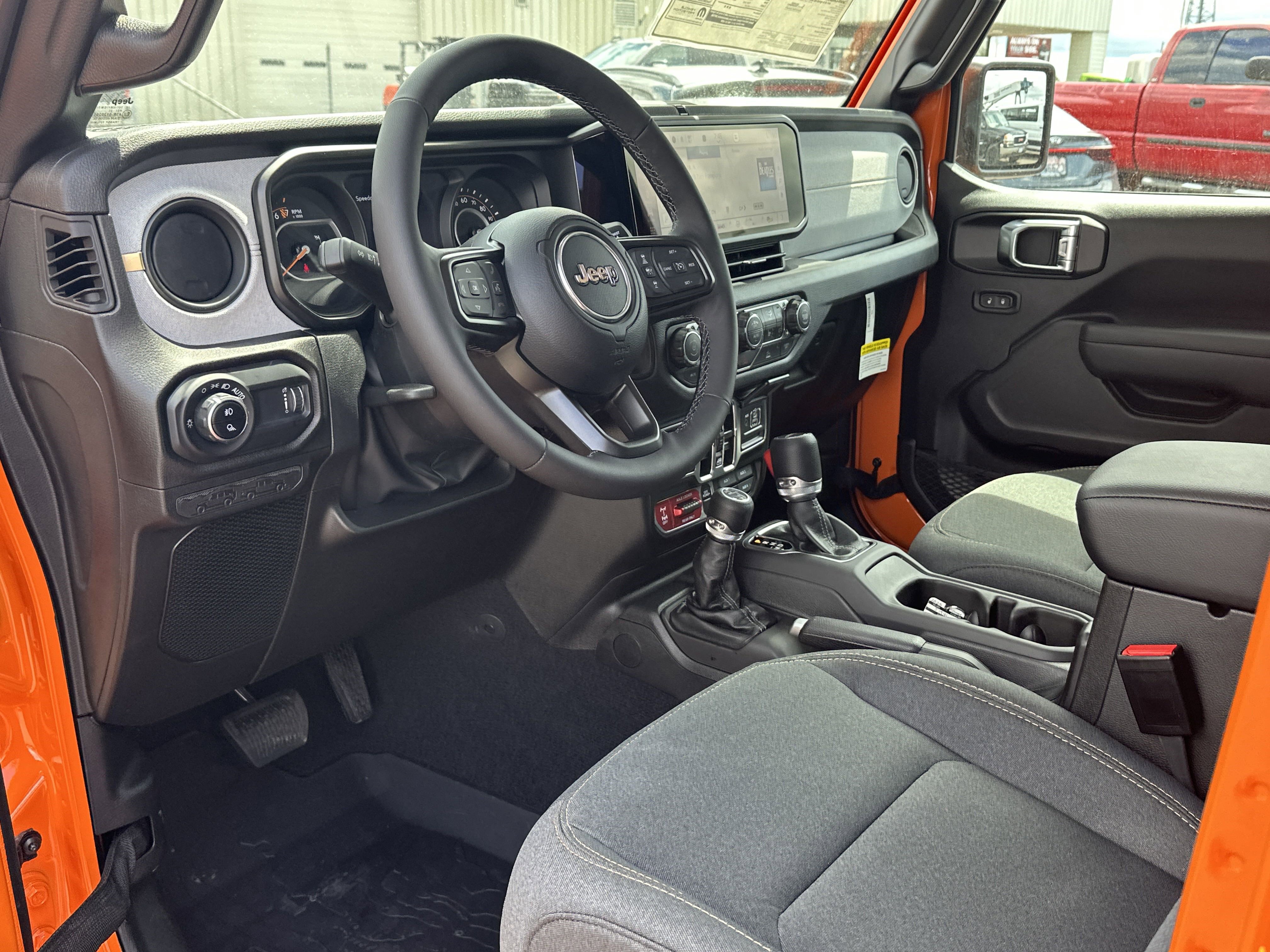 New 2025 Jeep Gladiator Willys image 10