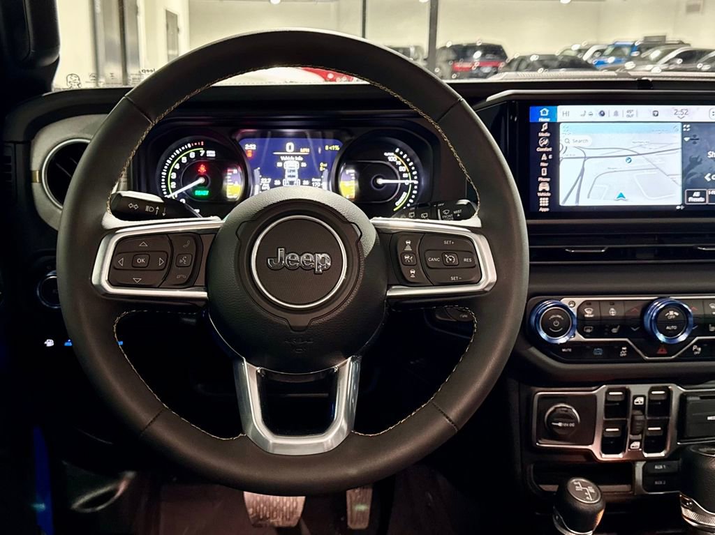 Used 2024 Jeep Wrangler Unlimited Sahara w/ Technology Group image 16