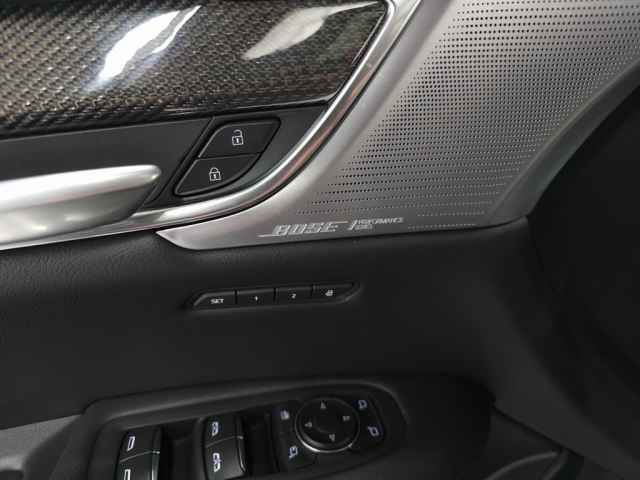 New 2026 Cadillac XT5 Sportv w/ LPO, Floor Liner Package AWD/4WD image 11