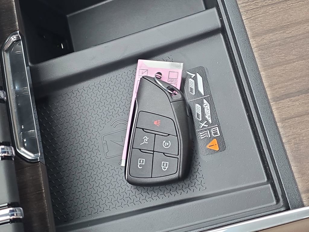 New 2026 GMC Acadia Denali Ultimate w/ LPO, Floor Liner Package image 37