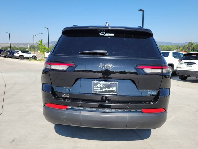 Used 2023 Jeep Grand Cherokee L Laredo AWD/4WD image 11