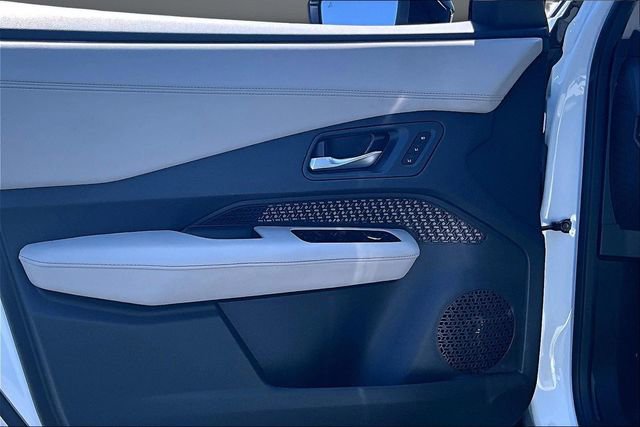 Certified 2023 Nissan Ariya FWD image 20