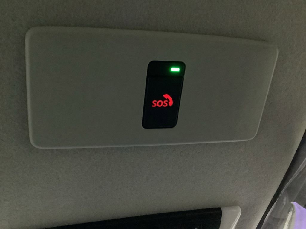 New 2025 Nissan Versa SR w/ Trunk Package image 31