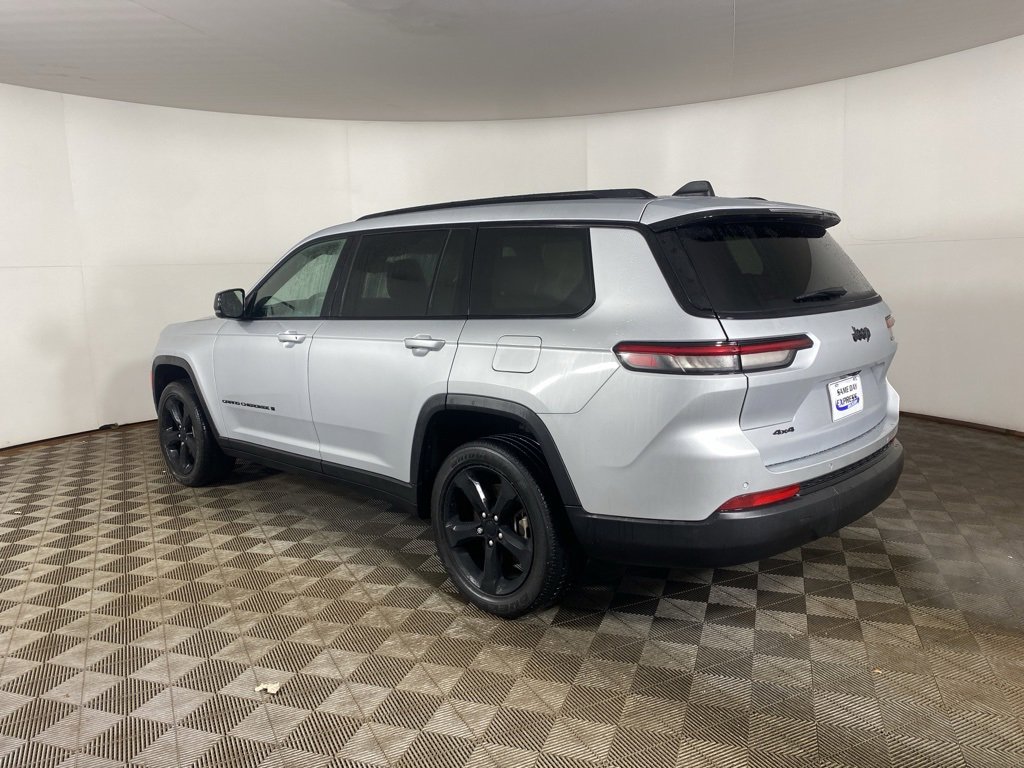 Used 2023 Jeep Grand Cherokee L Laredo image 8