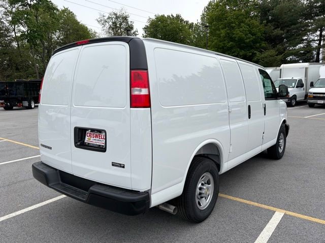 New 2026 Chevrolet Express 2500 w/ Driver Convenience Package RWD image 7