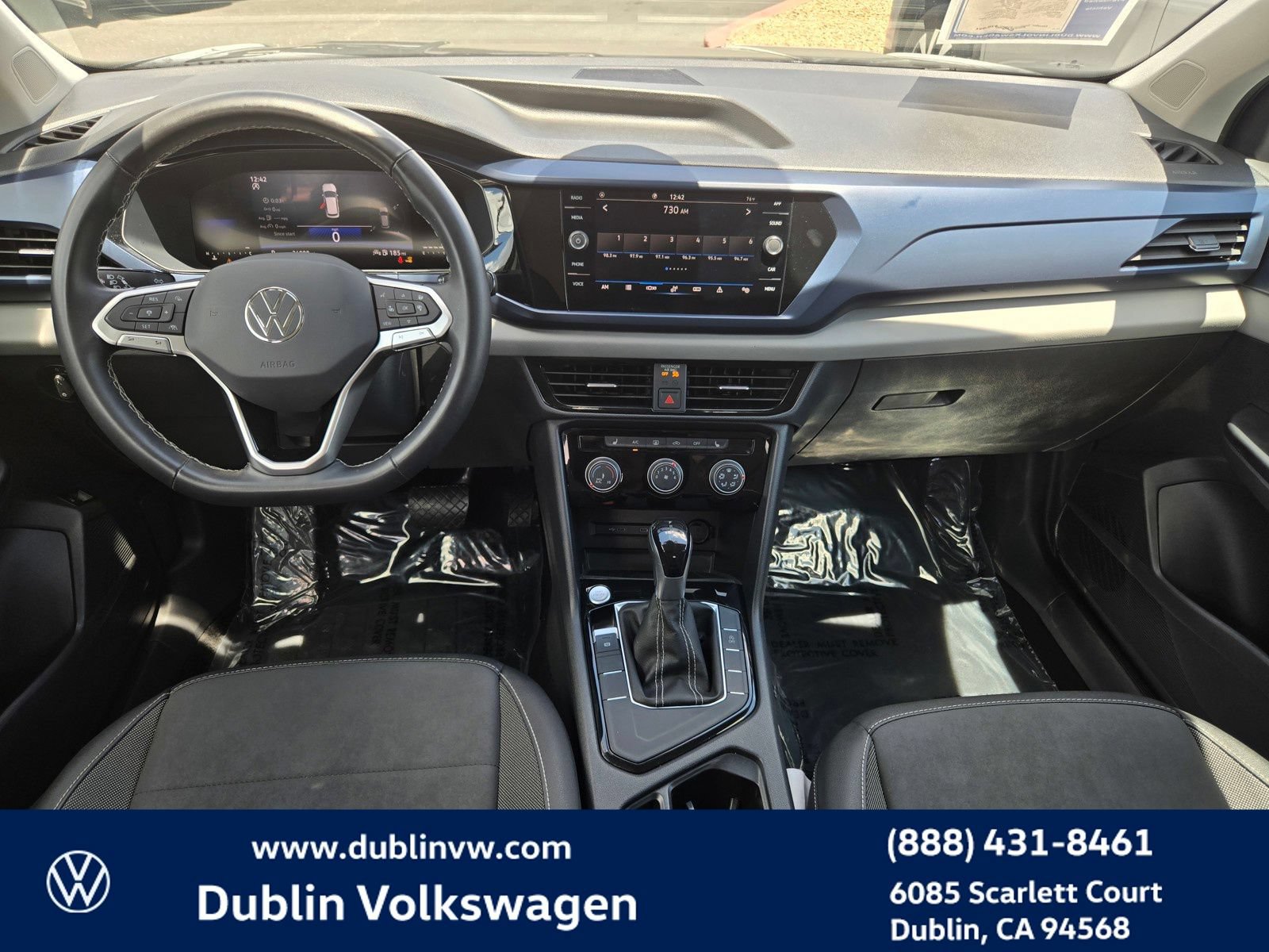 Used 2023 Volkswagen Taos SE w/ Black Wheel Package FWD image 13