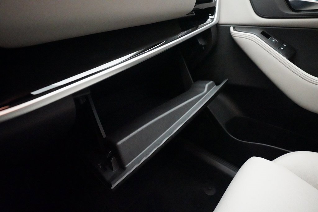 Used 2025 Nissan Rogue SL w/ Tech Package image 30