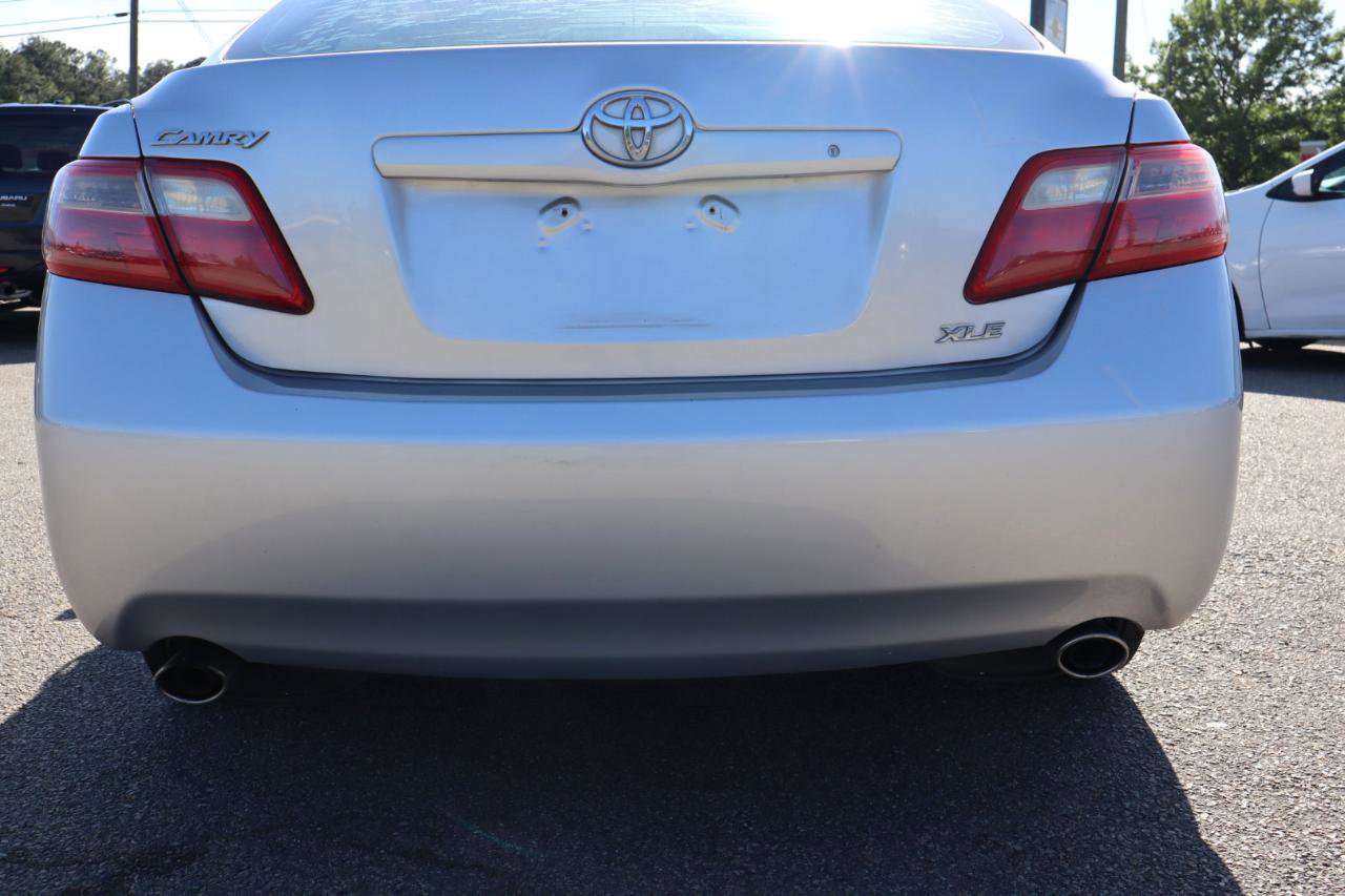 Used 2009 Toyota Camry XLE FWD image 5