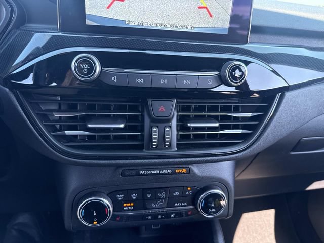 Used 2025 Ford Escape ST-Line Select AWD/4WD image 24