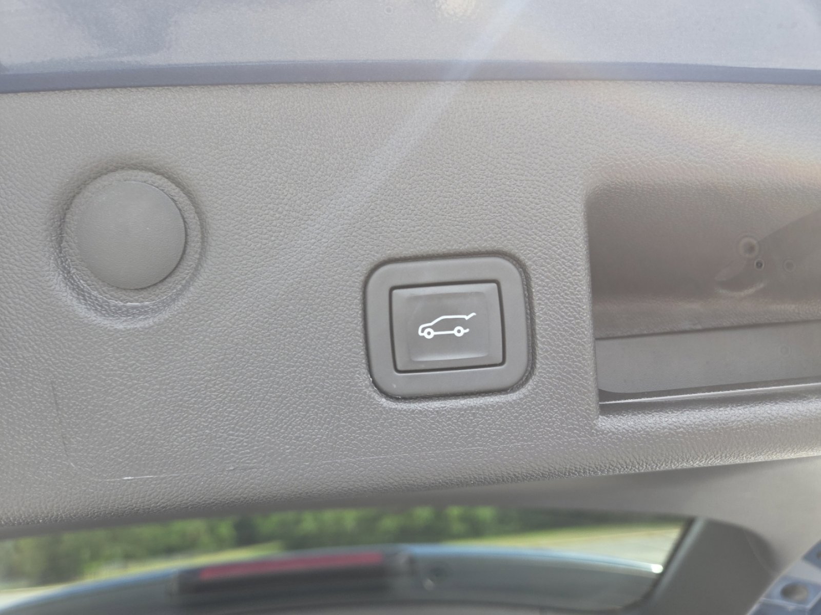 Used 2024 Chevrolet Equinox LT FWD image 22