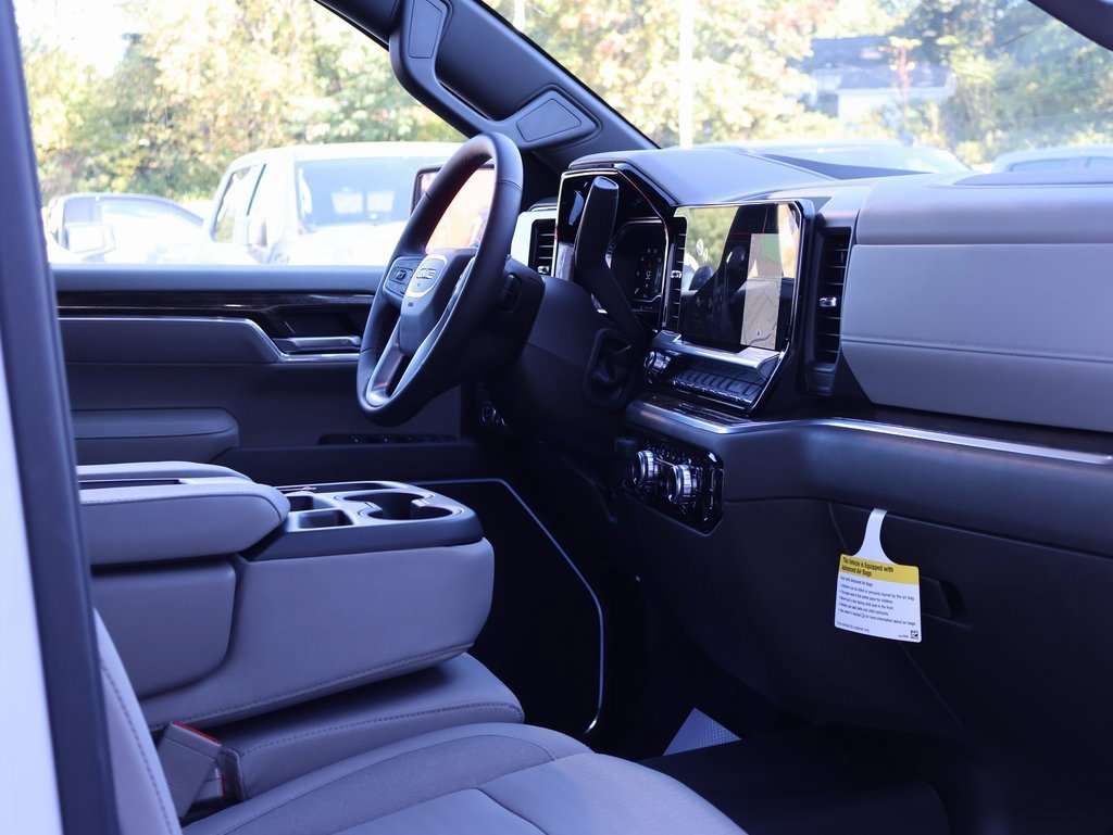 New 2025 GMC Sierra 1500 SLE image 38