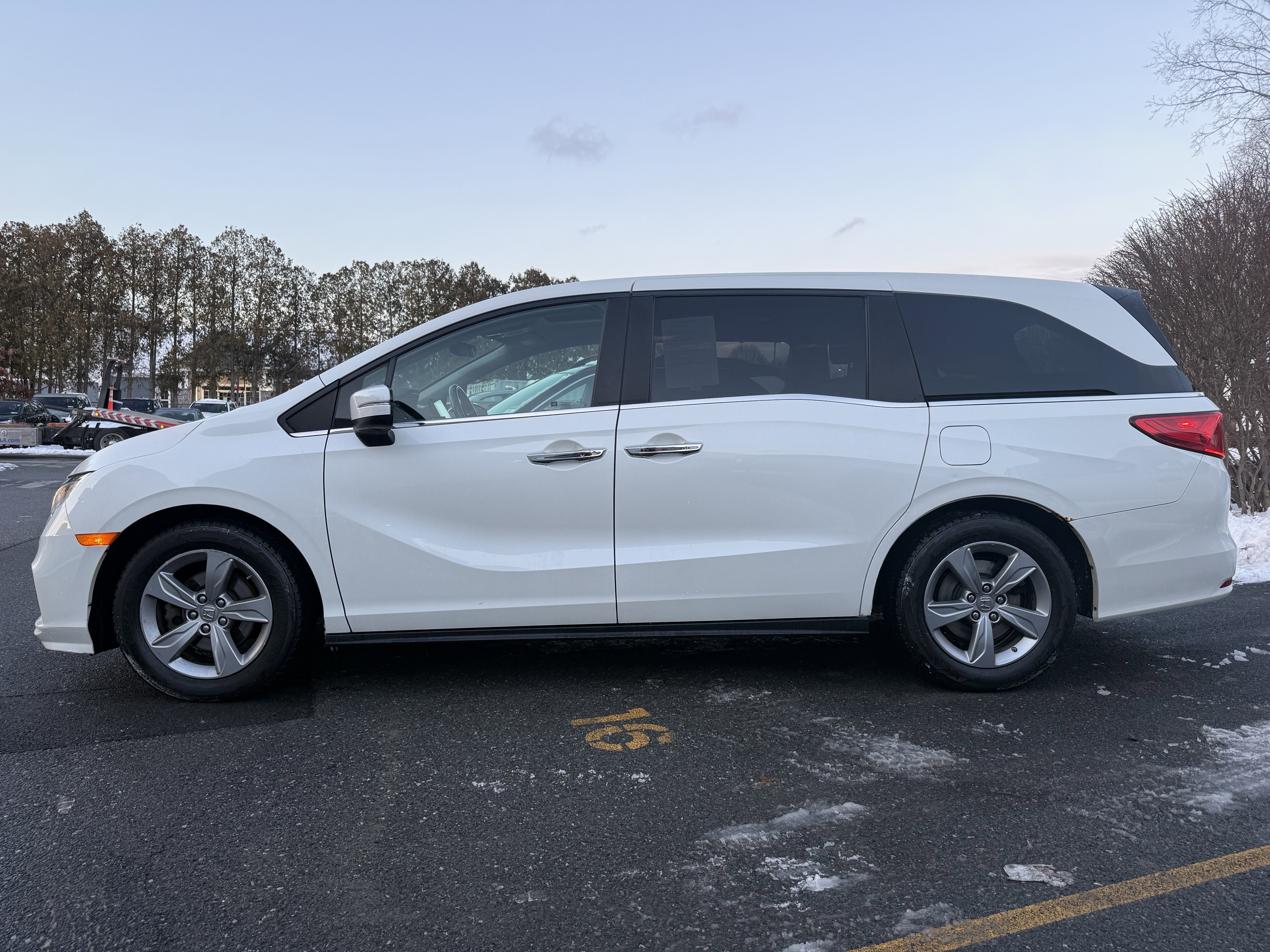 Used 2018 Honda Odyssey EX-L image 9