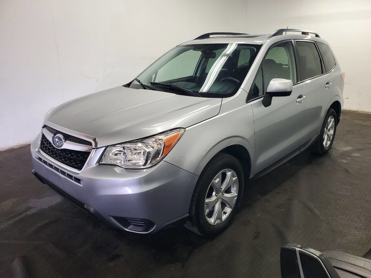 Used 2015 Subaru Forester 2.5i Premium w/ All-Weather Package AWD/4WD image 1