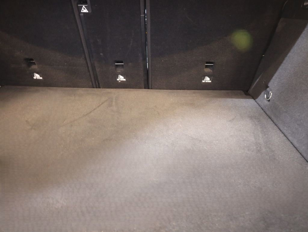 Used 2022 Mercedes-Benz GLC 300 4MATIC image 53