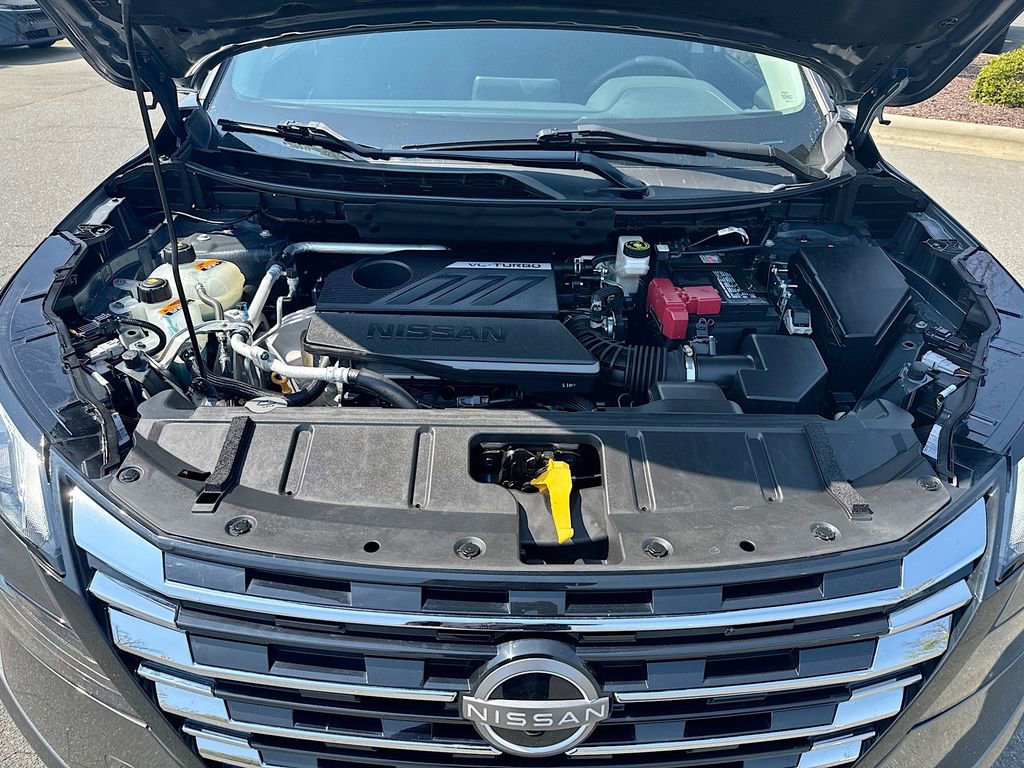 Used 2024 Nissan Rogue SV w/ SV Premium Package FWD image 24